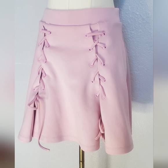 Hot Topic Pastel Pink Lace-Up Mini Skater Skirt Size Small Medium - Picture 4 of 6